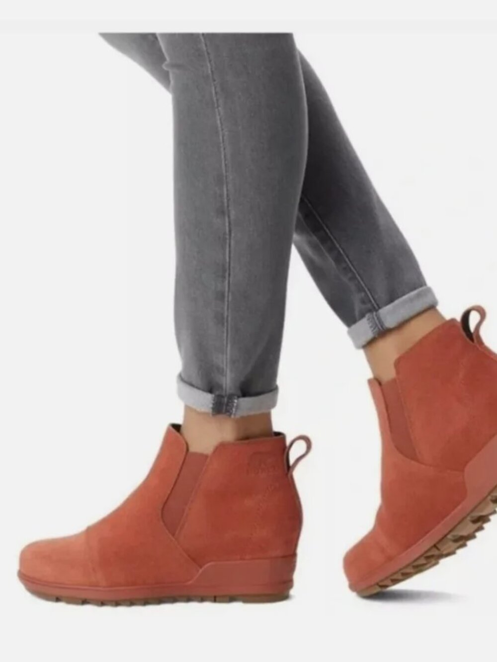 Sorel Evie Chelsea Wedge Boots Women’s Size 8.5 Rust Orange Suede